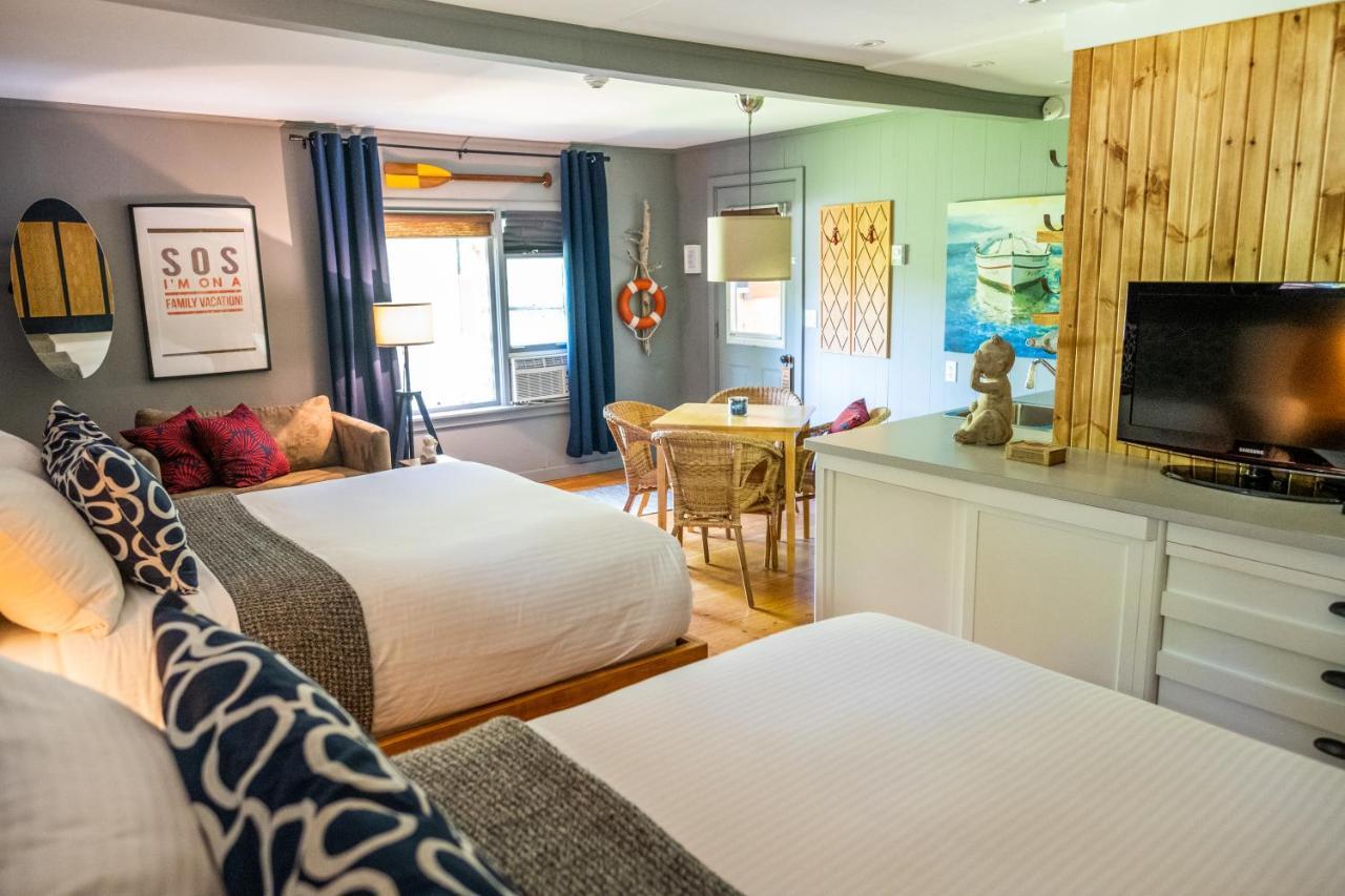 Lighthouse Motel And Cottages 브릿지워터 외부 사진
